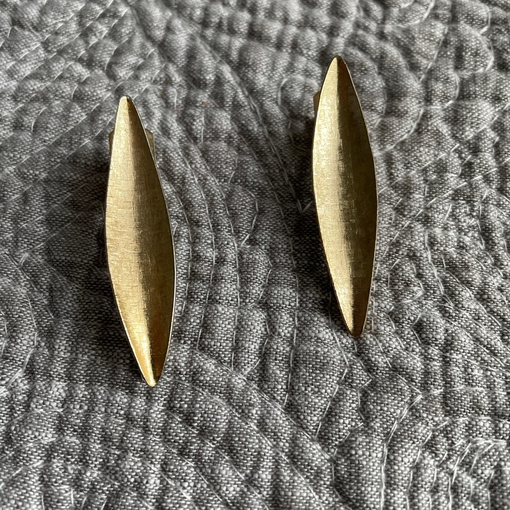 Vintage hair clips